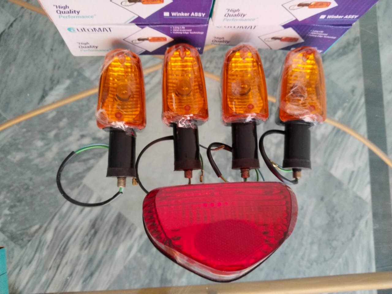 Como Deal-3 (Back-light CD70 + Pack of 4 Indicators New Model)
